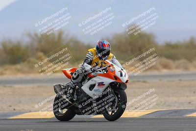 media/Apr-12-2025-Race Pace (Sat) [[9230add55f]]/Vested/1-Turn 2 (10am)/